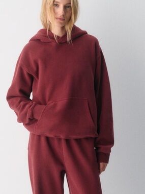 NWT aritzia cozy sweatfleece perfect hoodie vintage cordovan